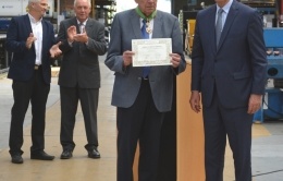 From left to right : Roger MILLET first Deputy Mayor of Gorron, Bruno LESTAS Chairman of the Community of communes, Michel BOITTIN CEO of SERAP from 1968 to 2000 and Frédéric VEAUX Prefect of Mayenne.