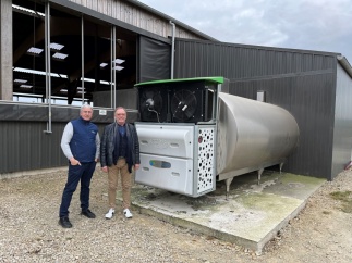 Elmar D&uuml;bbert (left) and Herbert Wank (right) are responsible for SERAP sales in Germany.